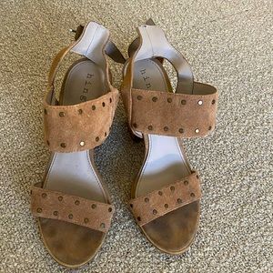 Hinge suede heeled sandals